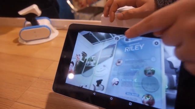 appbot Riley Home Smart Robot / Video CC by Charbax смотреть онлайн