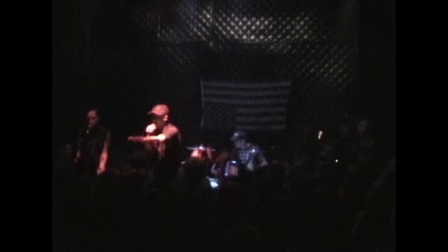 Leftover Crack - Full show at The Triple Rock (MPLS, MN 9-15-2004) смотреть онлайн