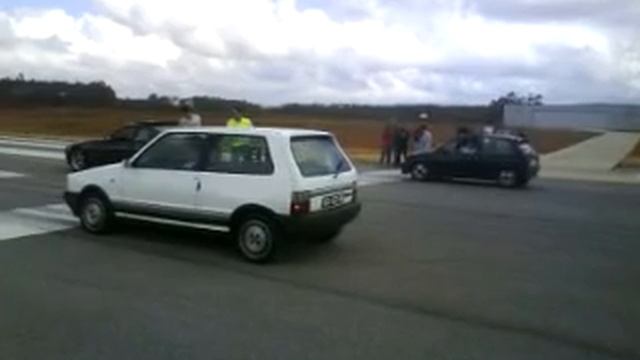 Classic SpeedWay 2010 Águeda Fiat Uno Turbo ie vs Citroen Ax GT смотреть онлайн