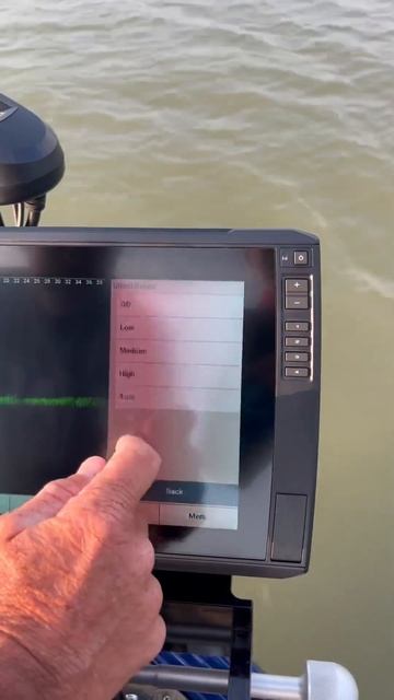 How To Setup Livescope For The Green Water We’re Fishing For Crappie. With Craig Nichols.