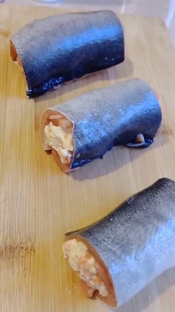 Всех с Рождеством! Приходите на канал и мы с вами приготовим рулетики из горбуши. смотреть онлайн