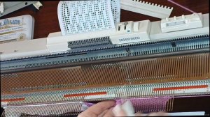 Вывязывание горловины полочки по перфокарте,как ее правильно подвести?