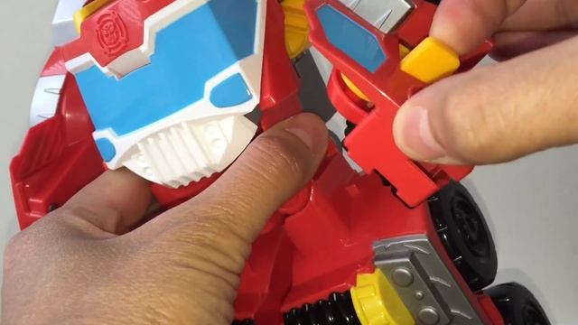 Трансформеры Боты Спасатели Transformers Rescue Bots Toys Heatwave Blades Chase Boulder Bumblebee смотреть онлайн