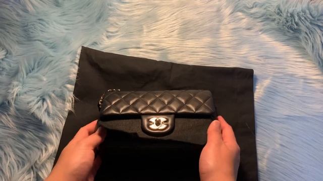 Classic Chanel Mini Flap Bag | the lazy vlog смотреть онлайн