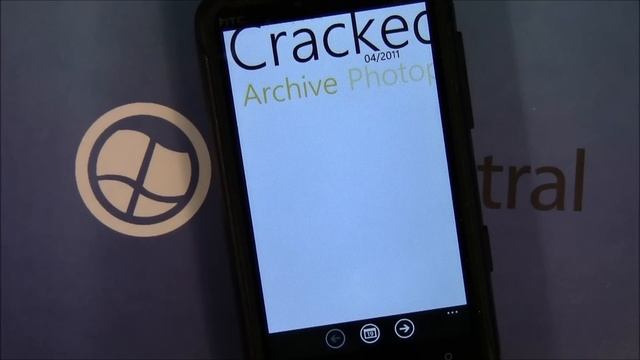 Cracked Reader Review смотреть онлайн
