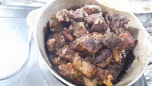 HOW TO MAKE JAMAICAN BROWN STEW PORK || Howie_CookingTime
