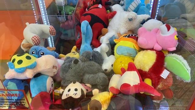 ИГРАЕМ В НЕСКОЛЬКИХ АППАРАТАХ ИГРУШЕК Telephone ☎️ ДОСТАЁМ ИНТЕРЕСНУЮ ИГРУШКУ🤪#toys #clawmachine