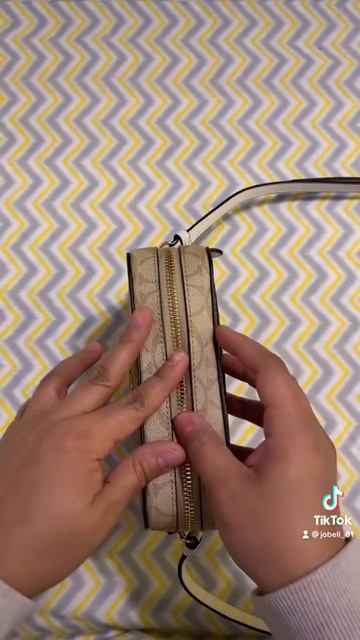 ❤️ COACH ❤️ Mini Camera Bag In Signature Canvas; Color: Gold/White Khaki Chalk смотреть онлайн