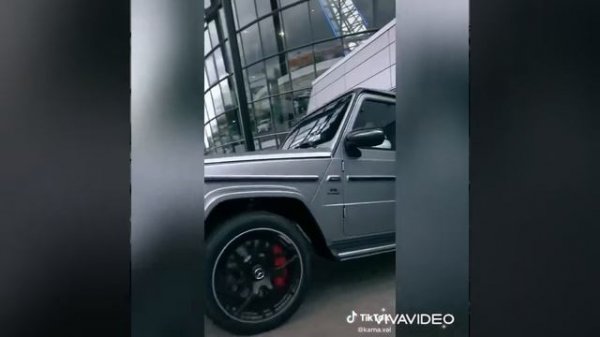 Новая машина Вали Карнавал