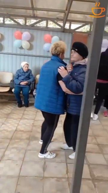 Как молоды мы были! #пансионатдляпожилых #уходзапожилыми #праздниквпансионате смотреть онлайн