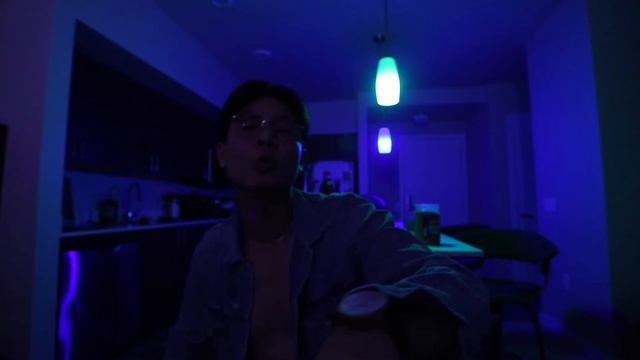 dancing to Blueberry Faygo during quarantine | Keith. presents смотреть онлайн