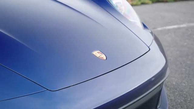 2020 Porsche 911 Carrera S Cabriolet Gentian Blue Metallic 992 смотреть онлайн