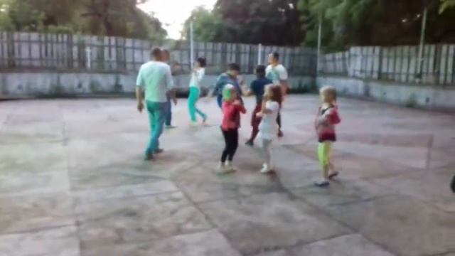 7 ИЮЛЯ 2018 г ДИСКОТЕКА В СУРАЖЕ Алла Петровна вступила в пионеры смотреть онлайн