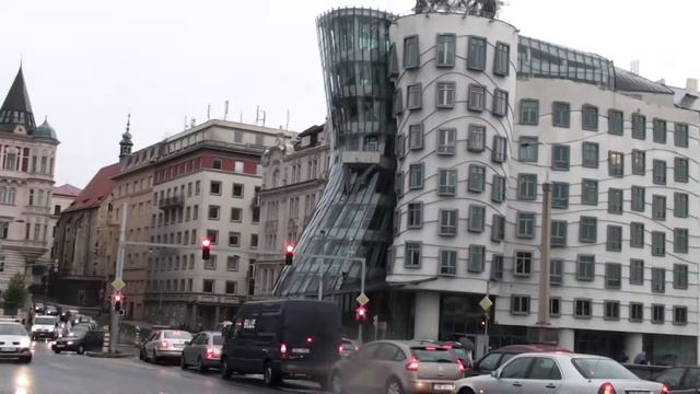 Praga, Dancing Building (por Lucho, un amigo) смотреть онлайн