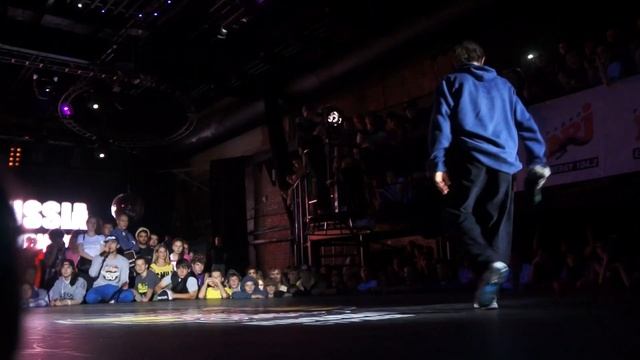 Red Bull BC One Break Dance Moscow 2012 Part 6 - QuarterFinals 1 смотреть онлайн