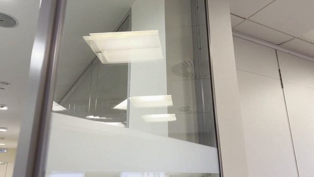 Как стеклянные перегородки преобразили интерьер на Петровке смотреть онлайн