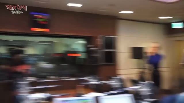 정오의 희망곡 김신영입니다 - AOA - Miniskirt, 에이오에이 - 짧은치마 20140206 смотреть онлайн