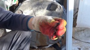 Ремонт стиральной машины зануси, замена суппортов (подшипников)