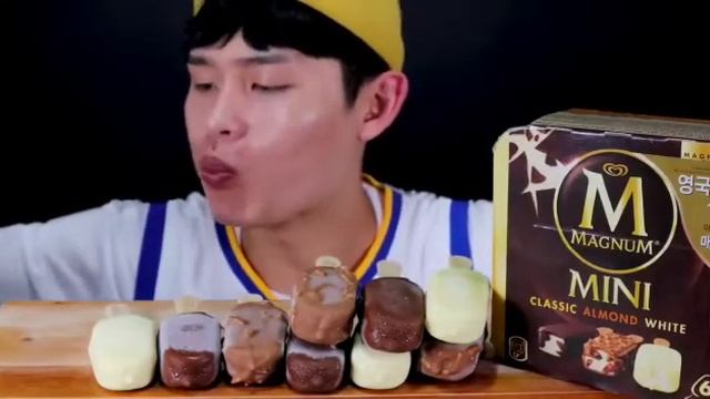 Холодненькое мороженое//АСМР//мукбанг//еда//Корея//звуки еды