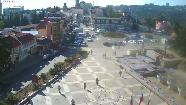 Вебкамера "Площадь Советская". Запись 30.09.2016 10:00:16 смотреть онлайн
