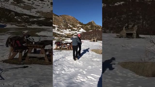 Salsa al lago nero con Tatiana..riprese e musica di Viola mazzolini смотреть онлайн