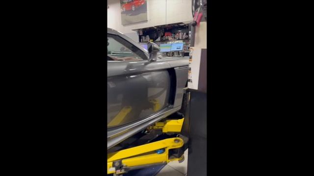 PCARMARKET Auction: Walk around - 2005 Porsche Carrera GT смотреть онлайн