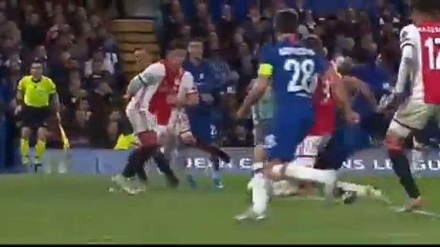 Cesar Azpilicueta goal Chelsea vs Ajax 2-4 смотреть онлайн
