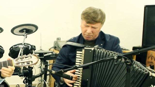 Ваха Сааев и Бислан Суипов. Шум прибоя, музыка, Ваха Сааев. смотреть онлайн