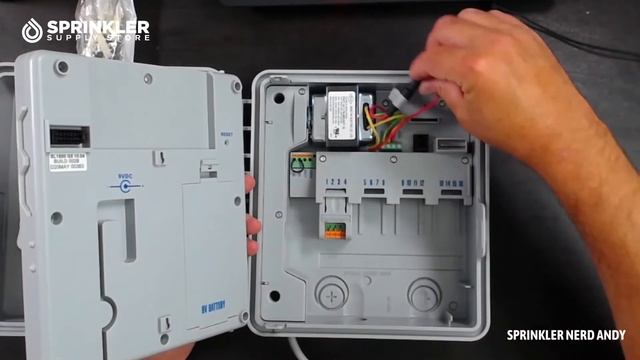 Weathermatic Smartline SL1600 Irrigation Controller смотреть онлайн