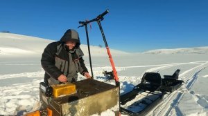 Ловля ГОЛЬЦА и КУМЖЫ зимой. На МОТОБУКСИРОВЩИКЕ в тундру КОЛЬСКОГО полуострова.