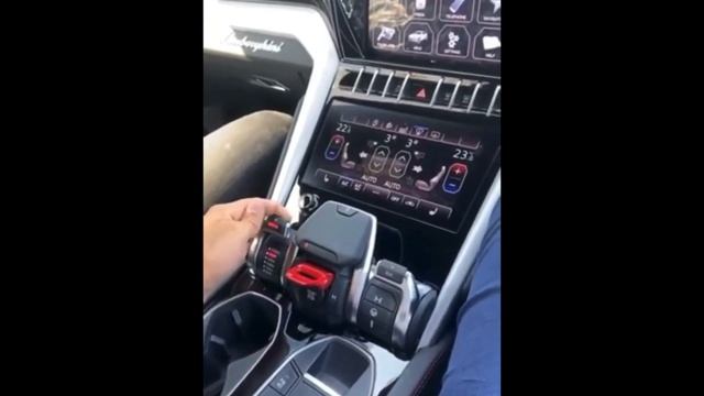 Lamborghini urus смотреть онлайн