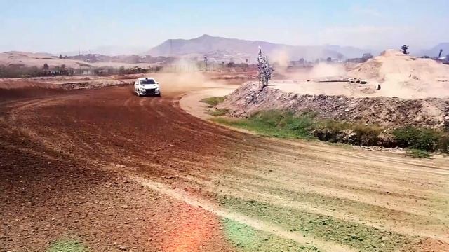 Prueba del Peugeot 208 rally4 (Ronex Park) смотреть онлайн