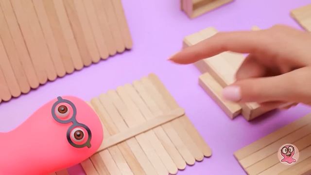ŁATWE! DIY kolorowy tęczowy mini domek z patyczków do lodów | ZABAWNE RĘKODZIEŁO! смотреть онлайн