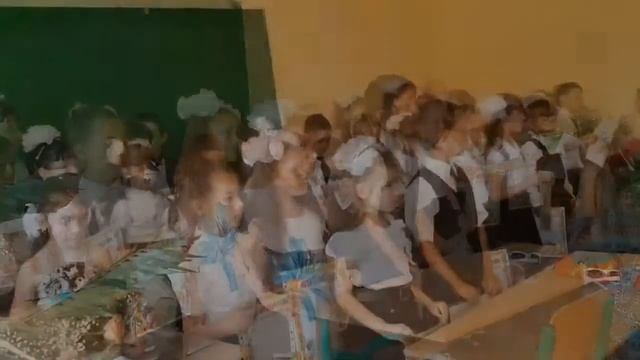 Докучаевск школа №5 Последний звонок 1-б класс Даниил