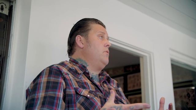 Think & Ink – Renowned Tattoo Artist, Ordained Minister and First Amendment Hero- Meet Johnny 2/3 смотреть онлайн