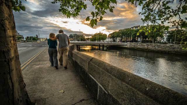 Музыка с радио хит фм. Настоящий хит! Послушайте!