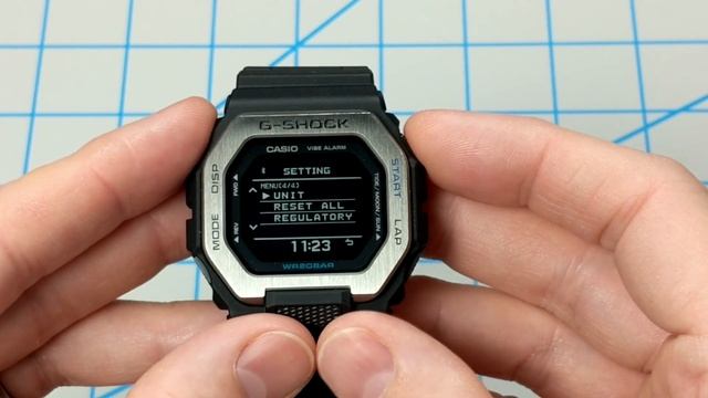 Casio G-Shock GBX-100 | A closer look at the features of this new Bluetooth G-Shock! смотреть онлайн