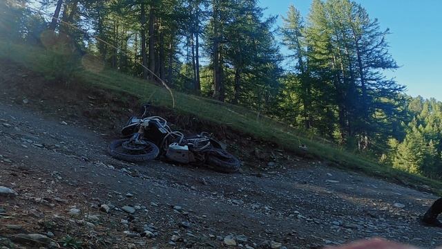 Monte Jafferau Tiger 900 Crashed смотреть онлайн