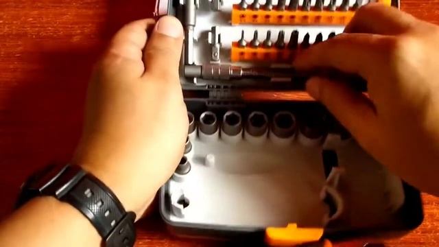 Ratchet 38pcs Mini Tools смотреть онлайн