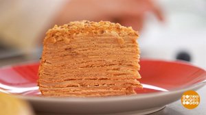 Блинный торт "Медовик" от Марии Суровой. Доброе утро. Фрагмент выпуска от 27.02.2025