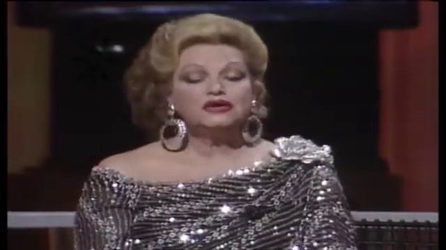 Carmen de Lirio entrevistada por Carlos Herrera (1990) смотреть онлайн