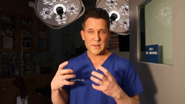 Jennifer Lopez's Plastic Surgery: A Plastic Surgeon Weighs In Pt. 1