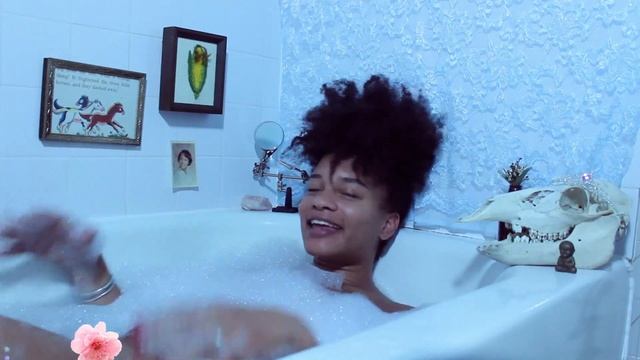 Bath Time with Brielle Ep.10 смотреть онлайн