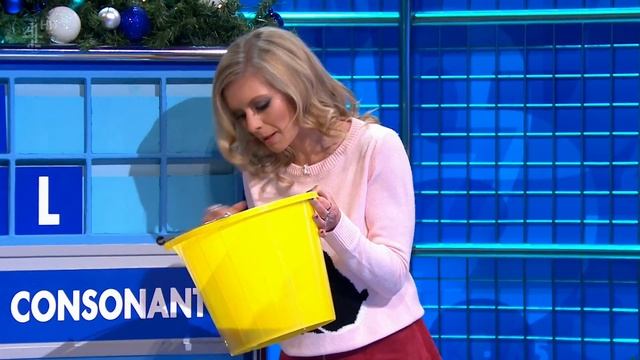 Rachel Riley Amazing Xmas Legs And Short Skirt 2016