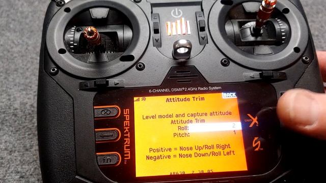 SPEKTRUM FORWARD PROGRAMMING TIP ! ATTITUDE TRIM FOR LEVEL FLIGHT SAFE SELECT смотреть онлайн