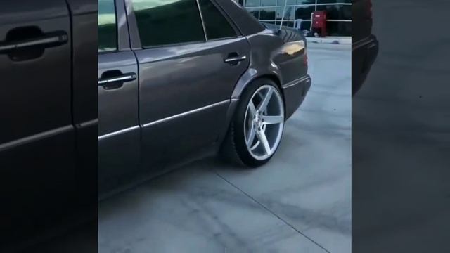 Mercedes Ben's E500 W124 🦈#mercedes #mercedesw124 #w124 #w124amg #evolutionofcars55 #shorts #2023