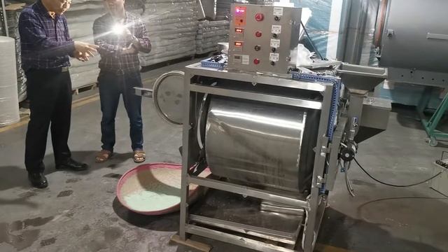 Tea mixing blending machine with spray function, fruit tea blender mixer can spray essential oil смотреть онлайн