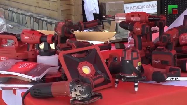 Всероссийский съезд установщиков дверей «Говзанчийн Гулам»