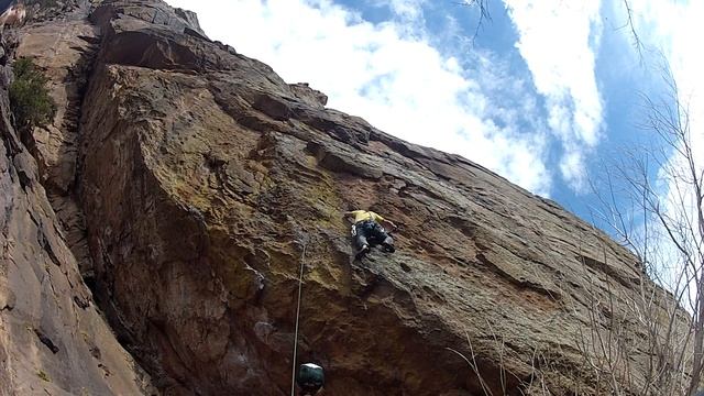 Crux pitch of T2 in Eldorado Canyon смотреть онлайн