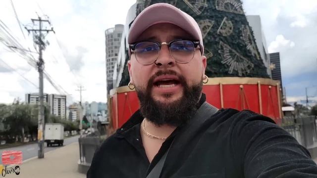 Así se CELEBRA Fin de Año en Ecuador 🇪🇨 Viudas, años viejos y desfiles 😃 смотреть онлайн
